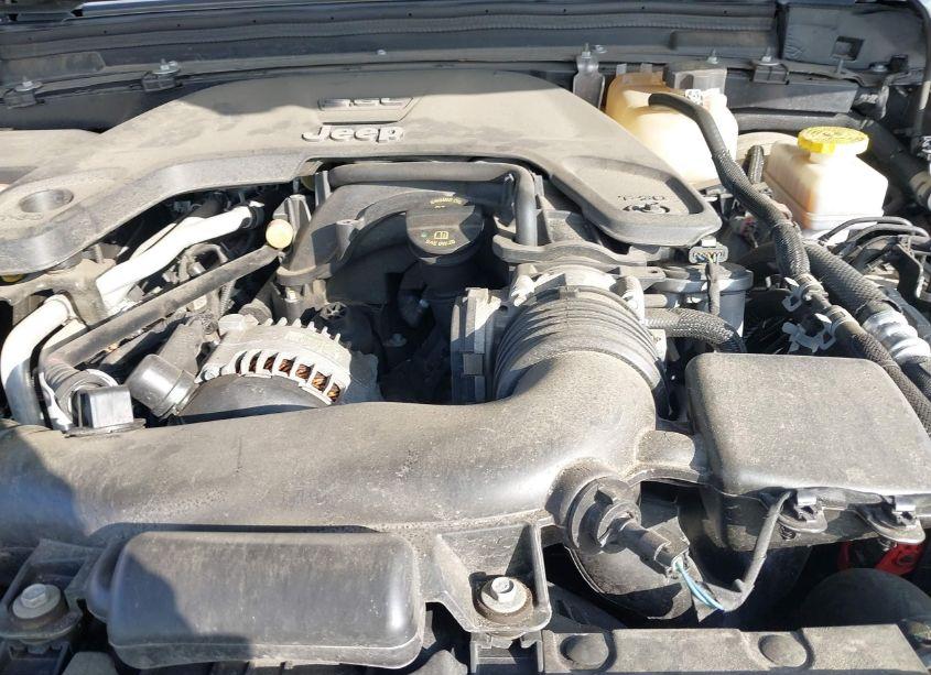 Photo 10 of 2020 Jeep Wrangler UNLIMITED SPORT 4X4 (VIN 1C4HJXDG4LW309861)