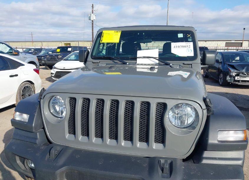 Photo 12 of 2020 Jeep Wrangler UNLIMITED SPORT 4X4 (VIN 1C4HJXDG4LW309861)
