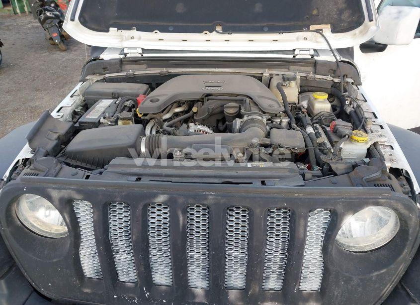 Photo 10 of 2018 Jeep Wrangler UNLIMITED SPORT S 4X4 (VIN 1C4HJXDG5JW152693)