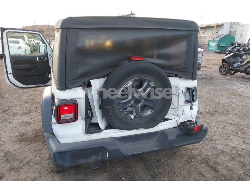 Photo 6 of 2018 Jeep Wrangler UNLIMITED SPORT S 4X4 (VIN 1C4HJXDG5JW152693)