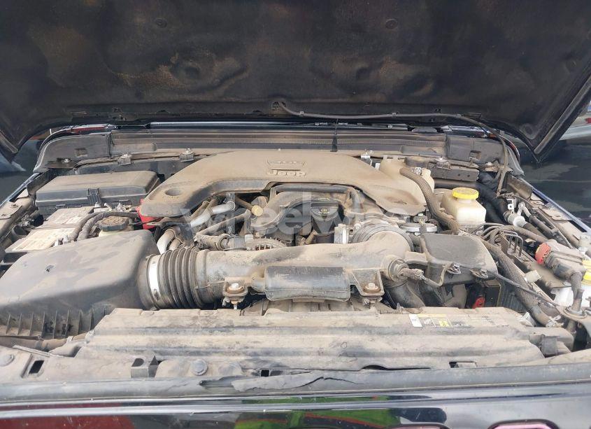 Photo 10 of 2018 Jeep Wrangler UNLIMITED SPORT 4X4 (VIN 1C4HJXDG5JW159062)