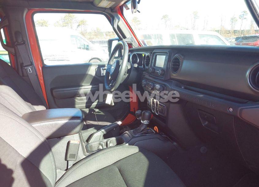 Photo 5 of 2018 Jeep Wrangler UNLIMITED SPORT S 4X4 (VIN 1C4HJXDG5JW280626)