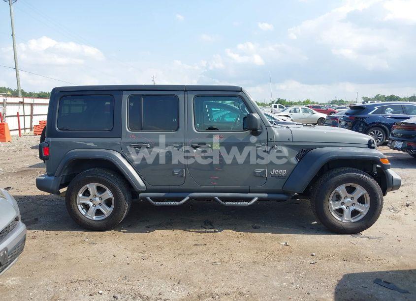 Photo 13 of 2018 Jeep Wrangler UNLIMITED SPORT S 4X4 (VIN 1C4HJXDG5JW298947)