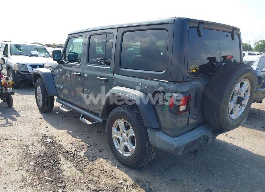 Photo 3 of 2018 Jeep Wrangler UNLIMITED SPORT S 4X4 (VIN 1C4HJXDG5JW298947)