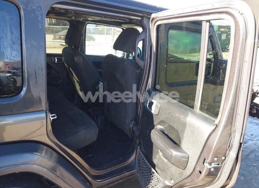 Photo 8 of 2019 Jeep Wrangler UNLIMITED SPORT S 4X4 (VIN 1C4HJXDG5KW505015)