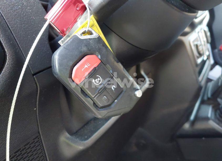 Photo 11 of 2019 Jeep Wrangler UNLIMITED SPORT S 4X4 (VIN 1C4HJXDG5KW509033)