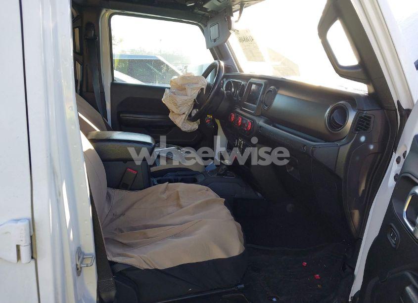 Photo 5 of 2019 Jeep Wrangler UNLIMITED SPORT S 4X4 (VIN 1C4HJXDG5KW509033)