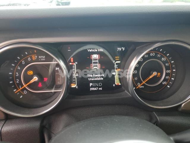 Photo 3 of 2019 JEEP WRANGLER UNLIMITED SPORT (VIN 1C4HJXDG5KW517343)