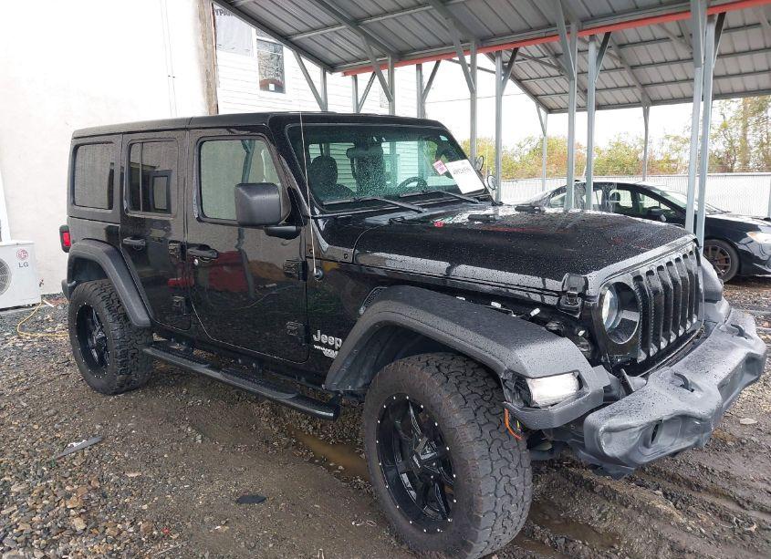 2019 Jeep Wrangler UNLIMITED SPORT S 4X4 (VIN 1C4HJXDG5KW648448) main photo