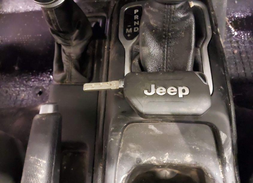 Photo 11 of 2019 Jeep Wrangler UNLIMITED SPORT 4X4 (VIN 1C4HJXDG5KW661328)