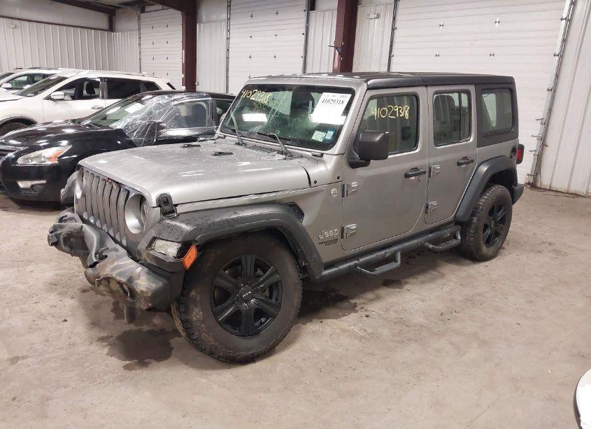 Photo 2 of 2019 Jeep Wrangler UNLIMITED SPORT 4X4 (VIN 1C4HJXDG5KW661328)