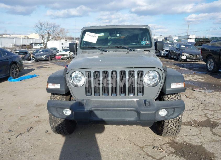 Photo 11 of 2019 Jeep Wrangler UNLIMITED SPORT ALTITUDE 4X4 (VIN 1C4HJXDG5KW676363)