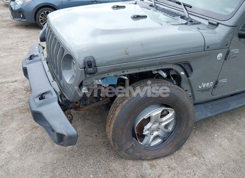 Photo 6 of 2020 Jeep Wrangler UNLIMITED SPORT S 4X4 (VIN 1C4HJXDG5LW187222)