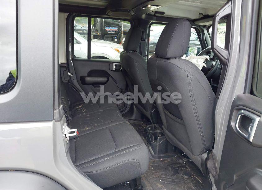 Photo 8 of 2020 Jeep Wrangler UNLIMITED SPORT S 4X4 (VIN 1C4HJXDG5LW187222)