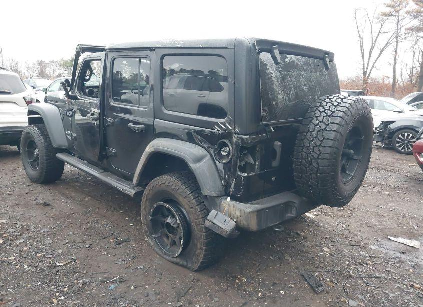 Photo 3 of 2020 Jeep Wrangler UNLIMITED SPORT S 4X4 (VIN 1C4HJXDG5LW189472)