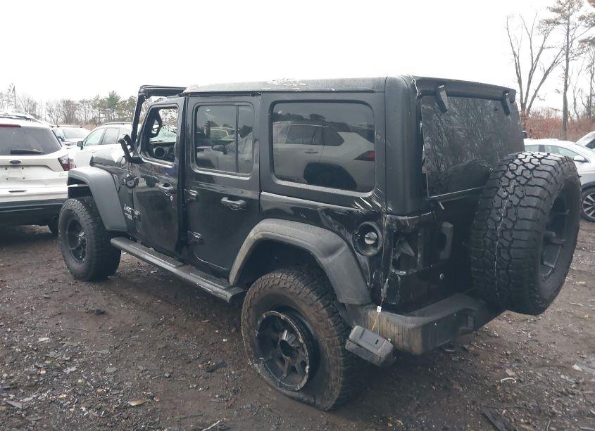 Photo 6 of 2020 Jeep Wrangler UNLIMITED SPORT S 4X4 (VIN 1C4HJXDG5LW189472)