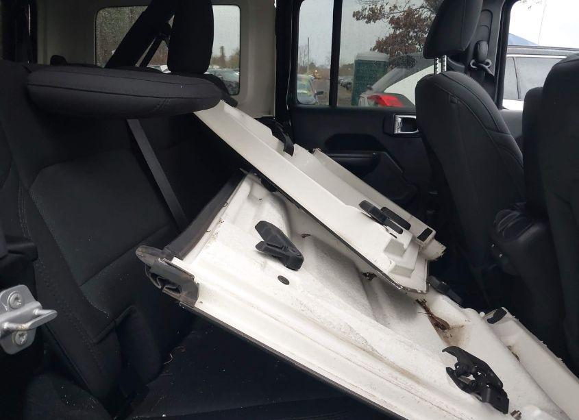 Photo 8 of 2020 Jeep Wrangler UNLIMITED SPORT S 4X4 (VIN 1C4HJXDG5LW189472)
