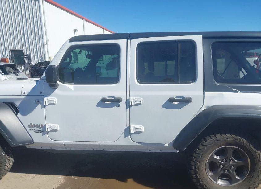 Photo 14 of 2020 Jeep Wrangler UNLIMITED SPORT S 4X4 (VIN 1C4HJXDG5LW215133)