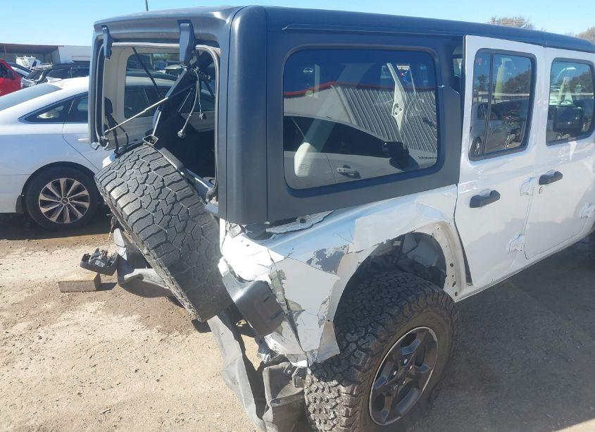 Photo 6 of 2020 Jeep Wrangler UNLIMITED SPORT S 4X4 (VIN 1C4HJXDG5LW215133)