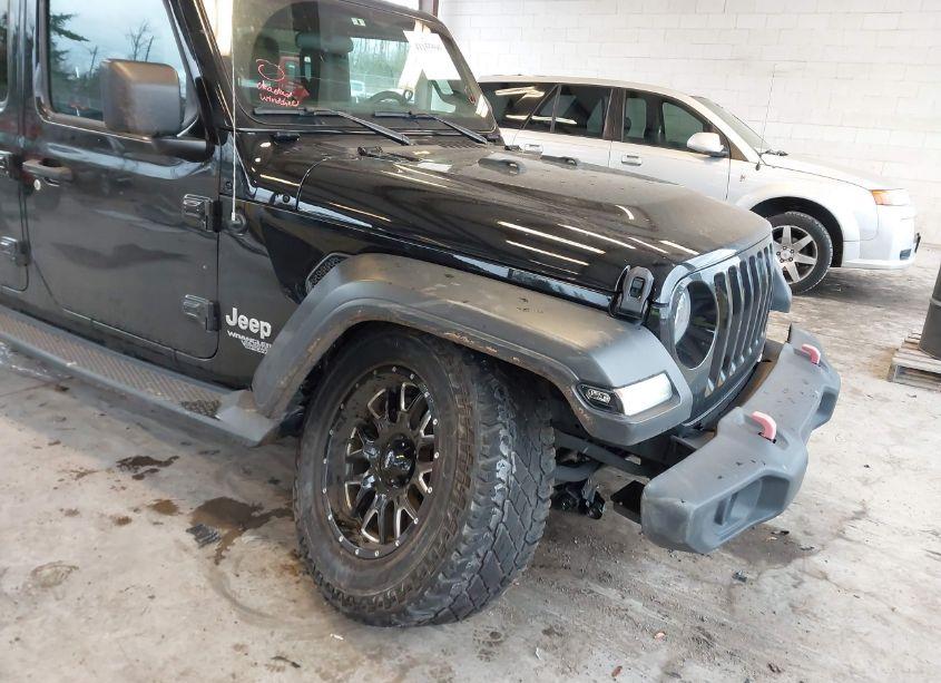 Photo 6 of 2020 Jeep Wrangler UNLIMITED SPORT S 4X4 (VIN 1C4HJXDG5LW262288)