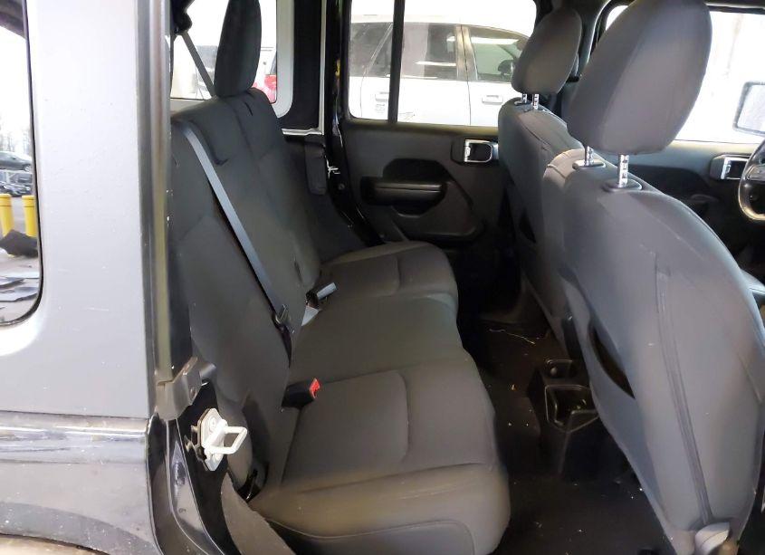 Photo 8 of 2020 Jeep Wrangler UNLIMITED SPORT S 4X4 (VIN 1C4HJXDG5LW262288)