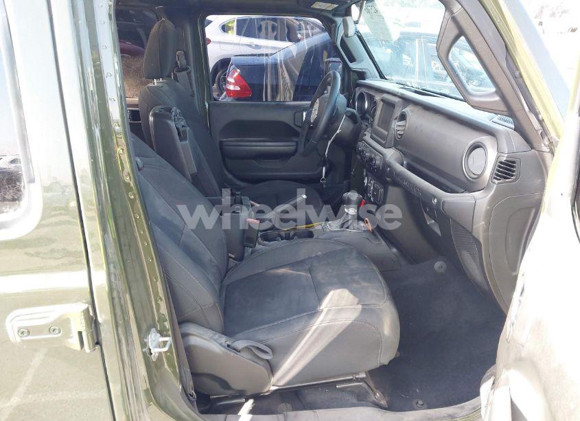 Photo 5 of 2022 Jeep Wrangler UNLIMITED WILLYS 4X4 (VIN 1C4HJXDG5NW113205)