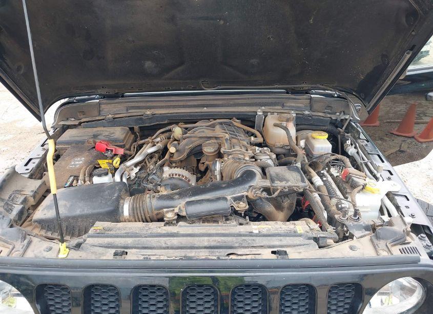 Photo 10 of 2022 Jeep Wrangler UNLIMITED SPORT 4X4 (VIN 1C4HJXDG5NW133471)