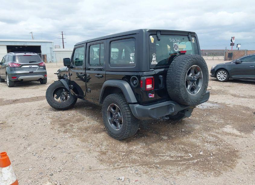 Photo 3 of 2022 Jeep Wrangler UNLIMITED SPORT 4X4 (VIN 1C4HJXDG5NW133471)