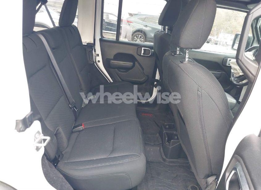 Photo 8 of 2022 Jeep Wrangler UNLIMITED SPORT S 4X4 (VIN 1C4HJXDG5NW152330)