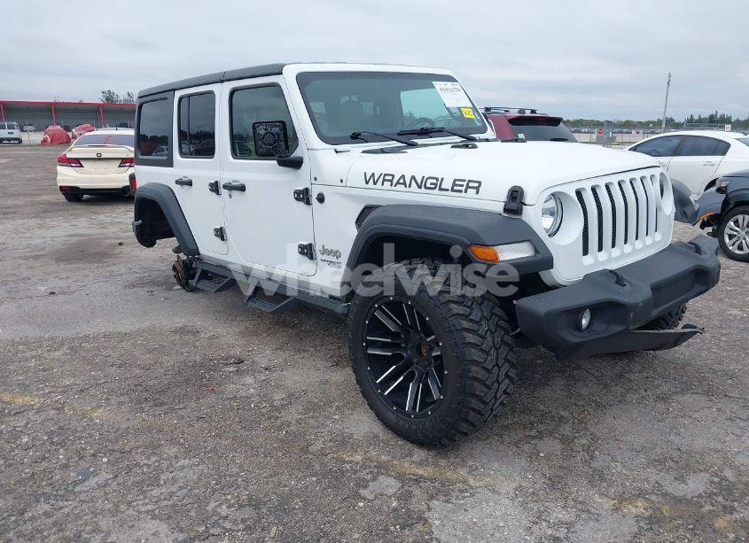 2018 Jeep Wrangler UNLIMITED SPORT 4X4 (VIN 1C4HJXDG6JW149981) main photo