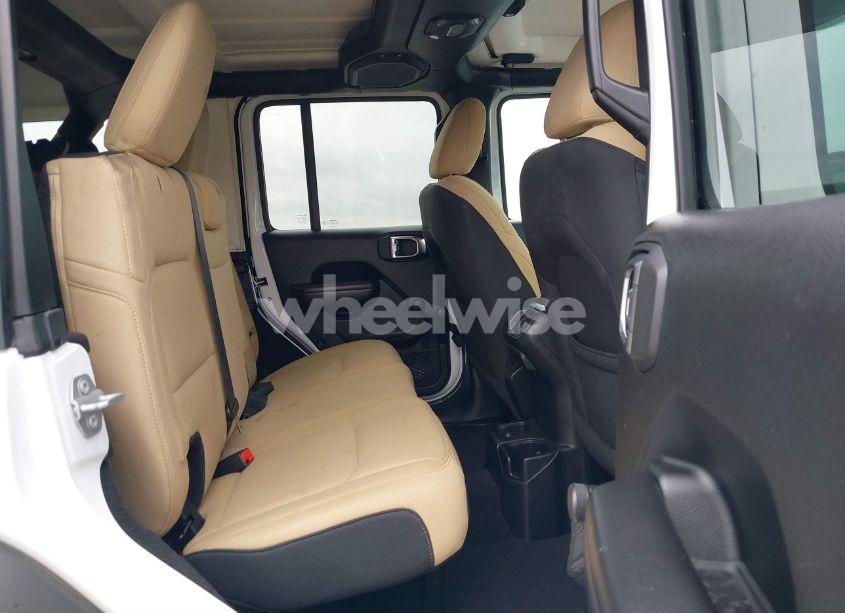 Photo 8 of 2018 Jeep Wrangler UNLIMITED SPORT 4X4 (VIN 1C4HJXDG6JW149981)