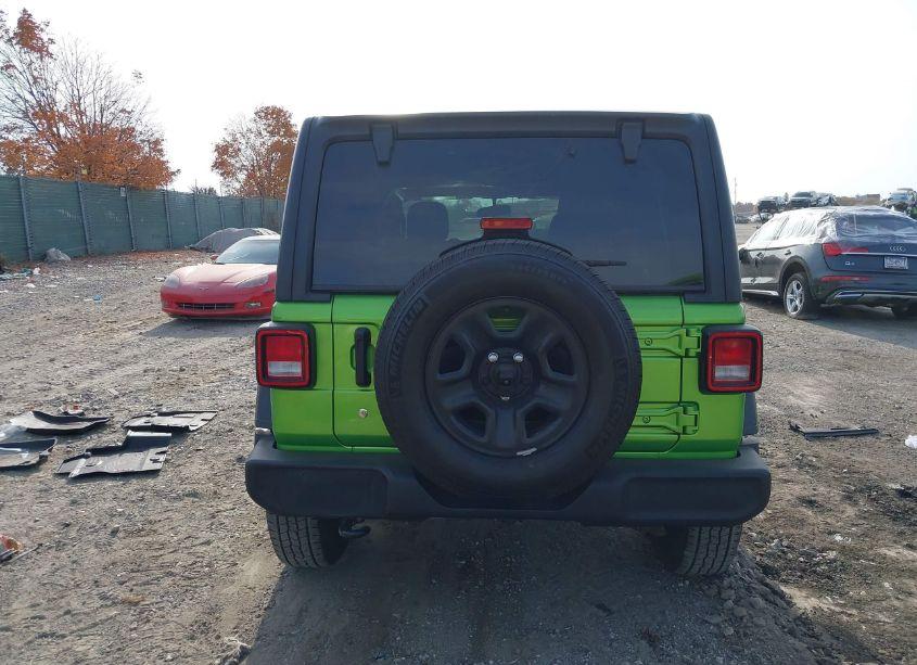 Photo 16 of 2018 Jeep Wrangler UNLIMITED SPORT 4X4 (VIN 1C4HJXDG6JW274348)