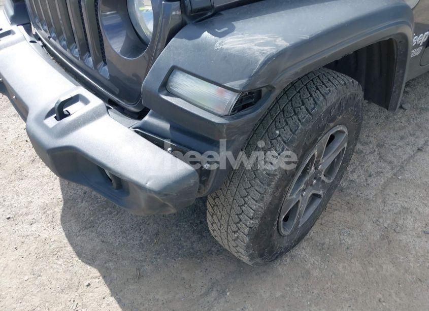 Photo 19 of 2019 Jeep Wrangler UNLIMITED SPORT S 4X4 (VIN 1C4HJXDG6KW538685)