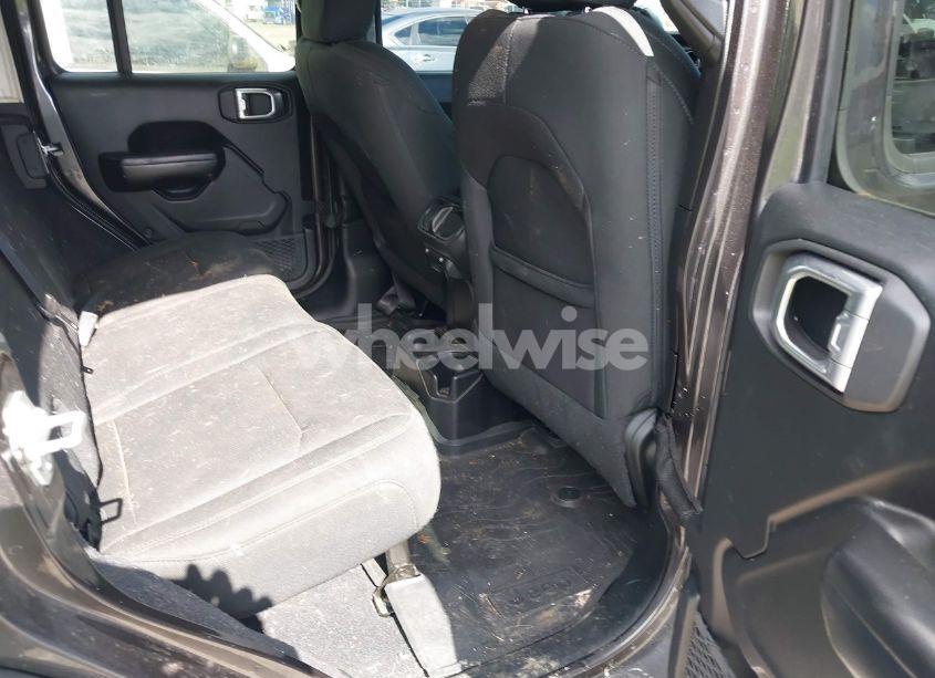 Photo 8 of 2019 Jeep Wrangler UNLIMITED SPORT S 4X4 (VIN 1C4HJXDG6KW538685)