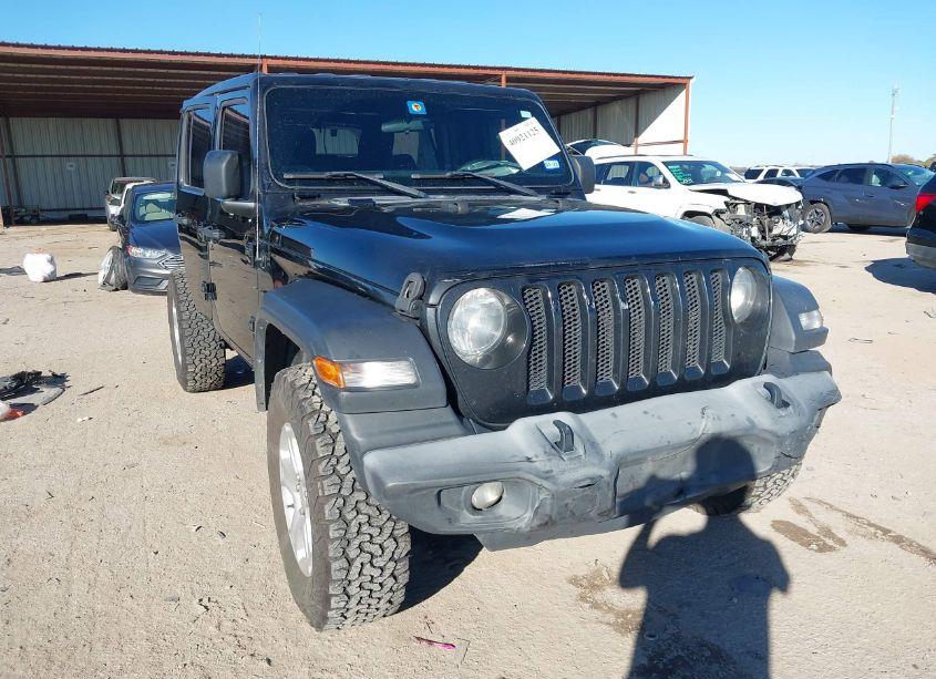 2019 Jeep Wrangler UNLIMITED SPORT S 4X4 (VIN 1C4HJXDG6KW556796) main photo
