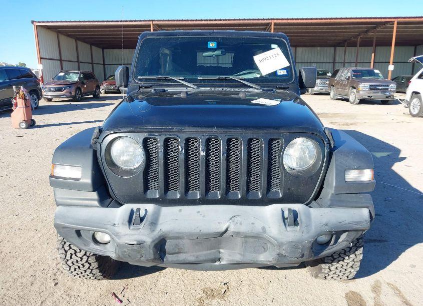 Photo 12 of 2019 Jeep Wrangler UNLIMITED SPORT S 4X4 (VIN 1C4HJXDG6KW556796)