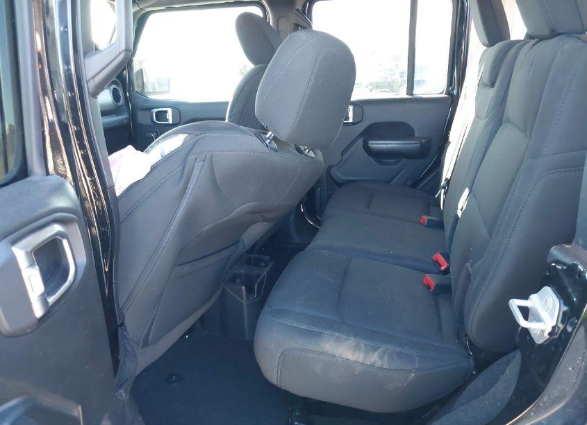 Photo 8 of 2019 Jeep Wrangler UNLIMITED SPORT S 4X4 (VIN 1C4HJXDG6KW556796)