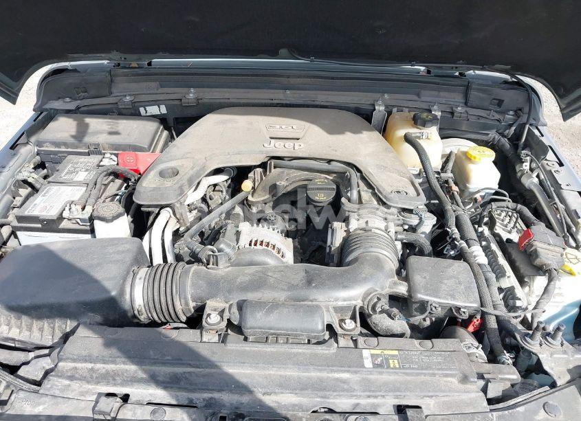 Photo 10 of 2019 Jeep Wrangler UNLIMITED SPORT 4X4 (VIN 1C4HJXDG6KW561500)