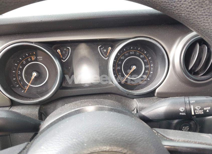 Photo 15 of 2019 Jeep Wrangler UNLIMITED SPORT 4X4 (VIN 1C4HJXDG6KW561500)