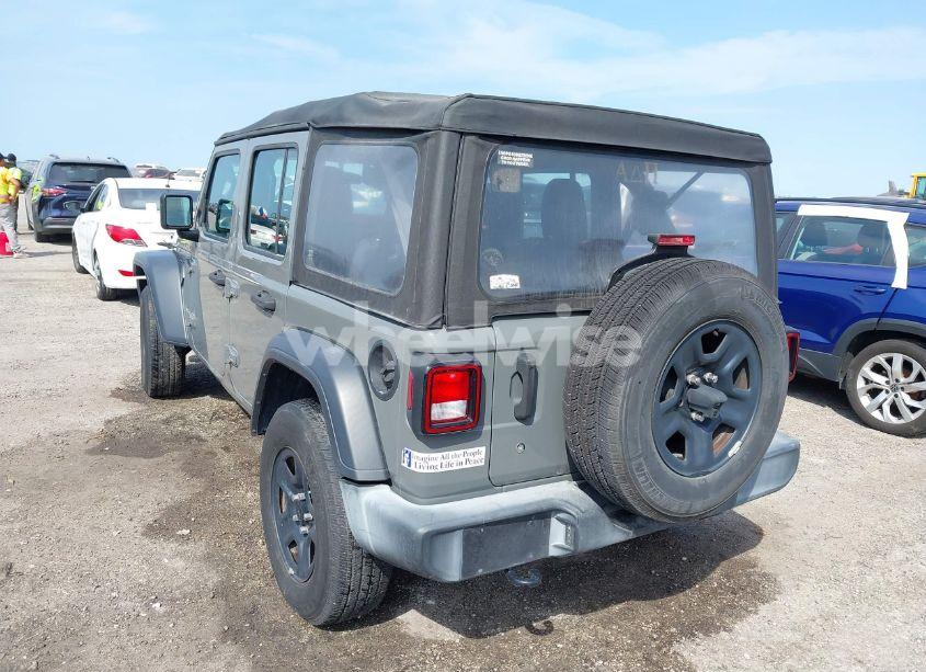 Photo 3 of 2019 Jeep Wrangler UNLIMITED SPORT 4X4 (VIN 1C4HJXDG6KW561500)