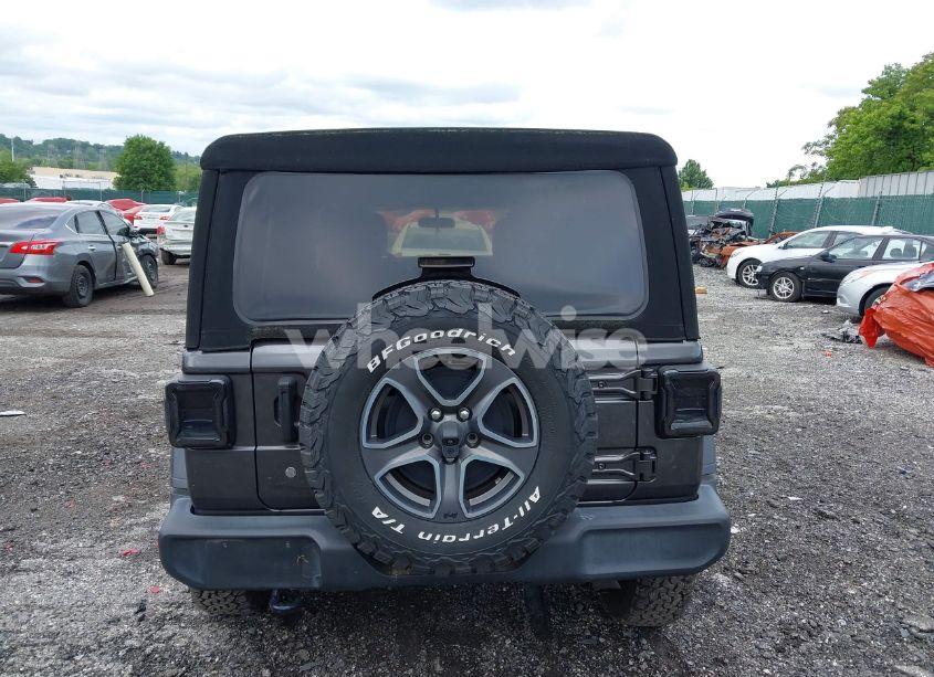 Photo 16 of 2019 Jeep Wrangler UNLIMITED SPORT S 4X4 (VIN 1C4HJXDG6KW571640)