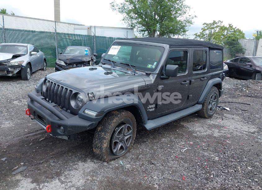 Photo 2 of 2019 Jeep Wrangler UNLIMITED SPORT S 4X4 (VIN 1C4HJXDG6KW571640)