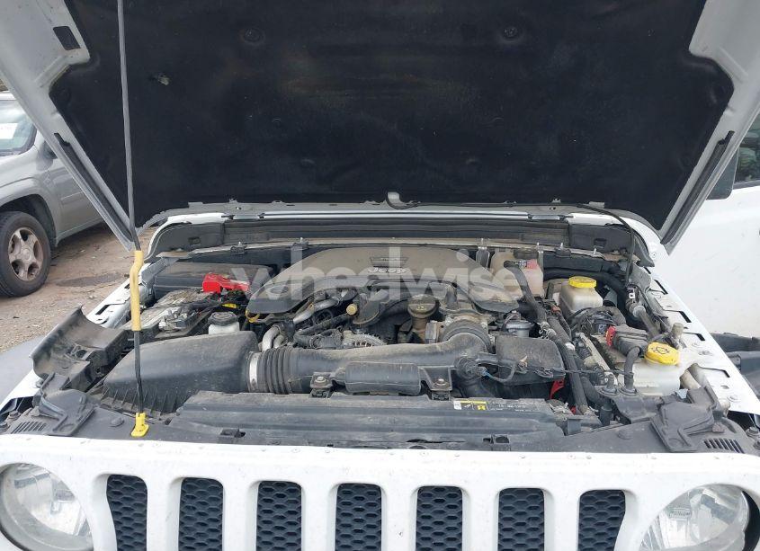 Photo 10 of 2019 Jeep Wrangler UNLIMITED SPORT S 4X4 (VIN 1C4HJXDG6KW628032)