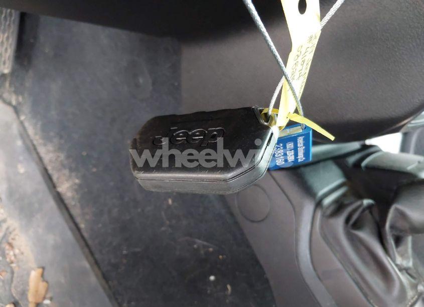 Photo 11 of 2019 Jeep Wrangler UNLIMITED SPORT S 4X4 (VIN 1C4HJXDG6KW628032)