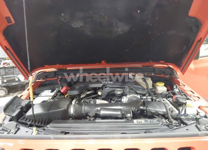 Photo 10 of 2019 Jeep Wrangler UNLIMITED SPORT S 4X4 (VIN 1C4HJXDG6KW669468)