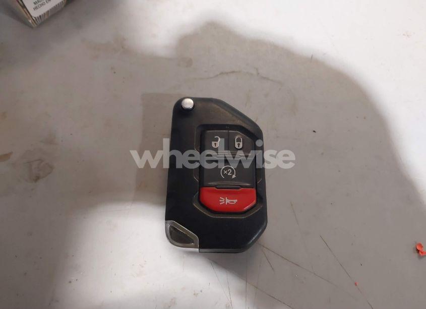 Photo 11 of 2019 Jeep Wrangler UNLIMITED SPORT S 4X4 (VIN 1C4HJXDG6KW669468)