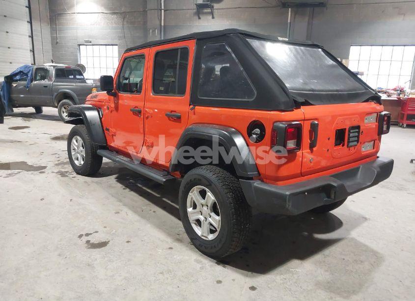 Photo 3 of 2019 Jeep Wrangler UNLIMITED SPORT S 4X4 (VIN 1C4HJXDG6KW669468)