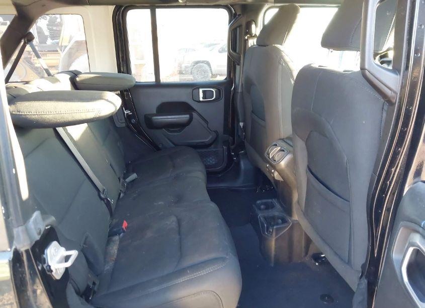 Photo 8 of 2020 Jeep Wrangler UNLIMITED SPORT S 4X4 (VIN 1C4HJXDG6LW117924)