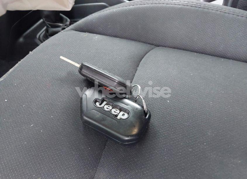 Photo 11 of 2020 Jeep Wrangler UNLIMITED SPORT S 4X4 (VIN 1C4HJXDG6LW241594)