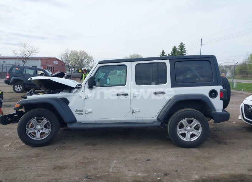 Photo 14 of 2020 Jeep Wrangler UNLIMITED SPORT S 4X4 (VIN 1C4HJXDG6LW241594)